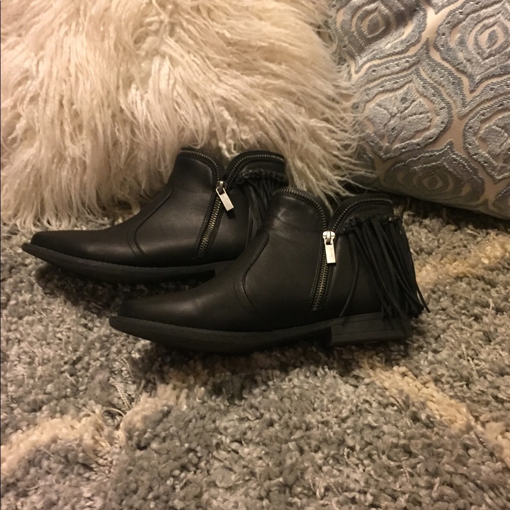 Chelsea Black Booties